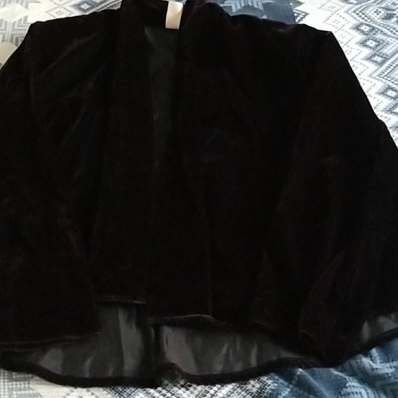 Jacket - Picture 3 of 3